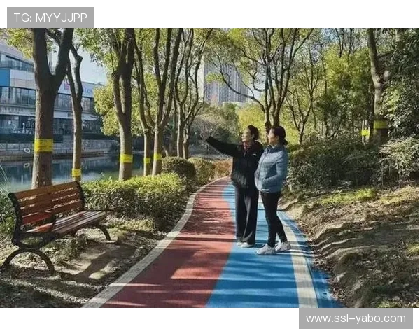 智能步道系统在城市公园内全线覆盖 实时反馈市民健走运动强度