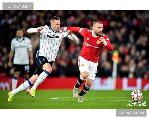 十人切尔西防守体系崩溃，伯恩利定位球战术奏效